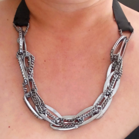 ☮️ Special! 3 for $25! New Charming Charlie Statement Necklace - Picture 1 of 8